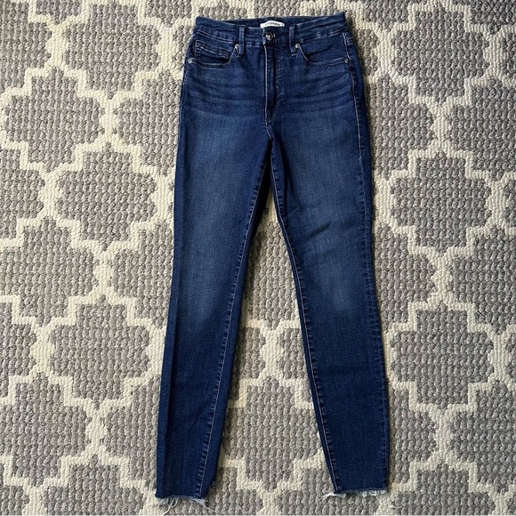 Good American Good Legs Chewed Hem High Rise Skinny Jeans - Picture 2 of 8